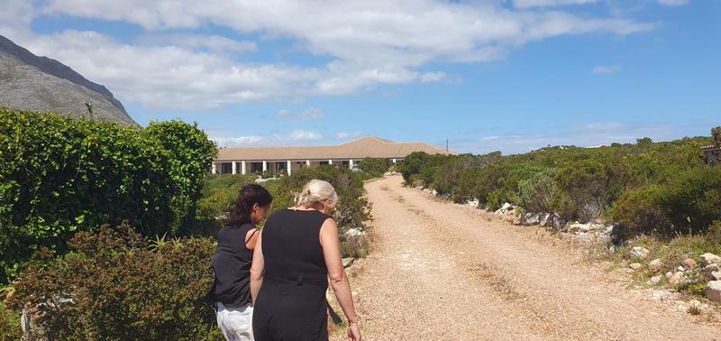 8 Bedroom Property for Sale in Pringle Bay Western Cape